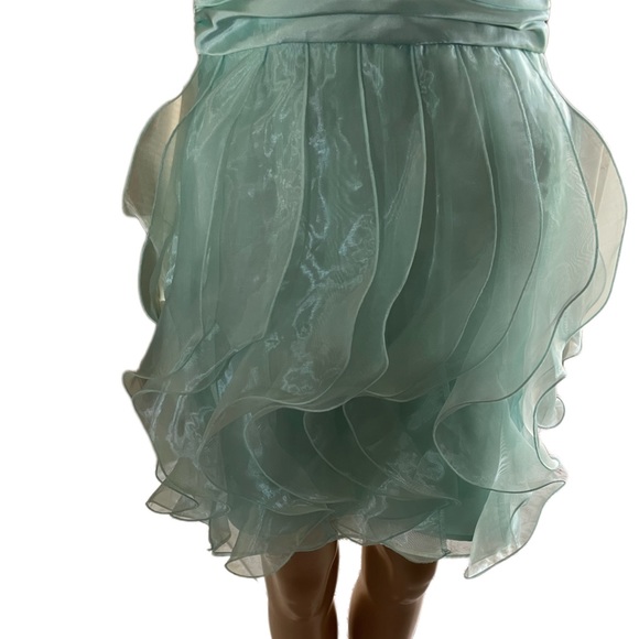 Sea Green Sleeveless Rhinestones Embellished Fit & Flare Dress Size 7/8 Prom - Picture 3 of 15